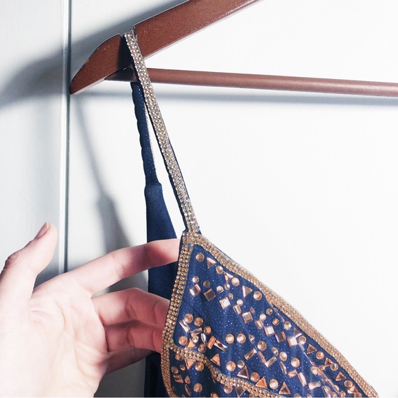 ELLIE WILDE Prom Dress Size 6 - Picture 6 of 13